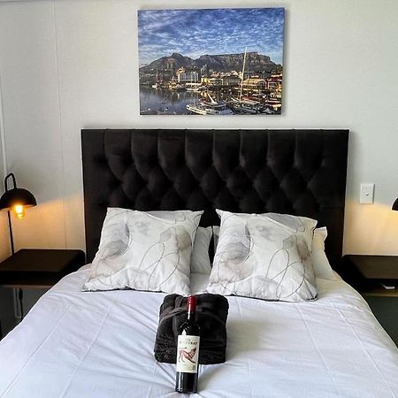 Modern Luxury Studio With Breathtaking City Views - No Load Shedding เคปทาวน์ ภายนอก รูปภาพ