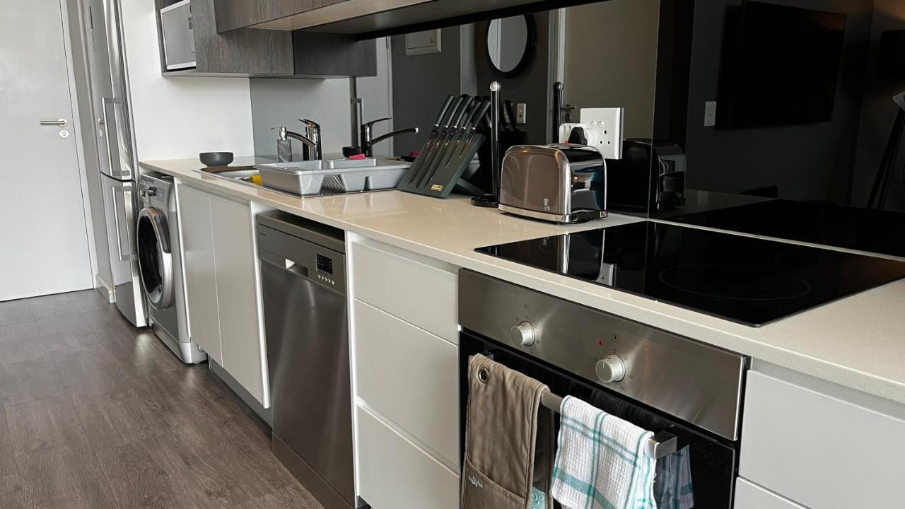 Modern Luxury Studio With Breathtaking City Views - No Load Shedding เคปทาวน์ ภายนอก รูปภาพ
